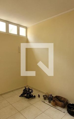 Casa à venda com 1411m², 10 quartos e 13 vagas Casa à venda com 1411m², 10 quartos e 13 vagasQuarto 7