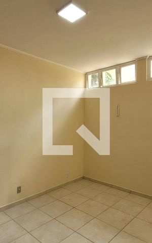 Casa à venda com 1411m², 10 quartos e 13 vagas Casa à venda com 1411m², 10 quartos e 13 vagasQuarto 7
