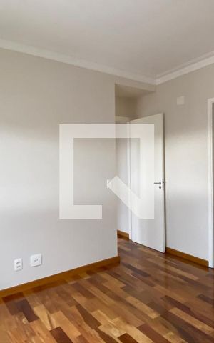 Apartamento para alugar com 60m², 2 quartos e 1 vagaSuíte 1