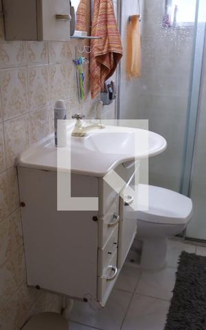 Casa à venda com 130m², 3 quartos e 2 vagasBanheiro 1