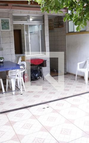 Casa à venda com 130m², 3 quartos e 2 vagasQuintal