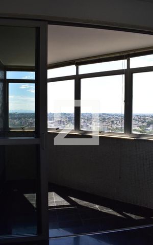 Apartamento para alugar com 193m², 4 quartos e 2 vagasVaranda Sala de jantar