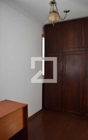 Apartamento para alugar com 193m², 4 quartos e 2 vagasQuarto de Serviço