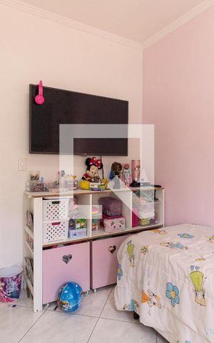 Casa à venda com 100m², 3 quartos e 2 vagas Casa à venda com 100m², 3 quartos e 2 vagasQuarto 3