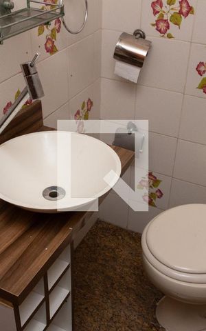 Casa para alugar com 141m², 3 quartos e 3 vagas Casa para alugar com 141m², 3 quartos e 3 vagasLavabo