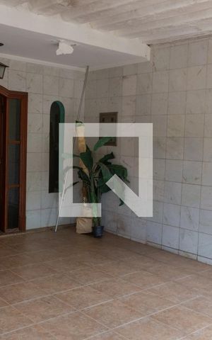 Casa para alugar com 141m², 3 quartos e 3 vagas Casa para alugar com 141m², 3 quartos e 3 vagasGaragem