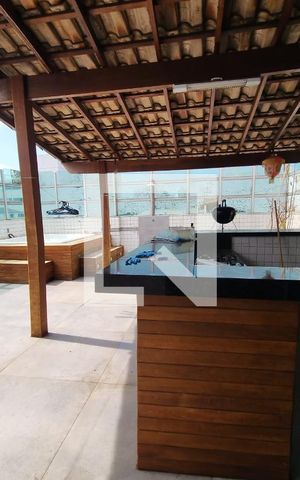 Apartamento à venda com 192m², 3 quartos e 2 vagas Apartamento à venda com 192m², 3 quartos e 2 vagasTerraço