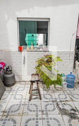 Casa para alugar com 100m², 2 quartos e 1 vagaQuintal / Garagem
