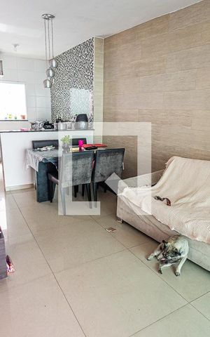 Casa para alugar com 100m², 2 quartos e 1 vagaSala