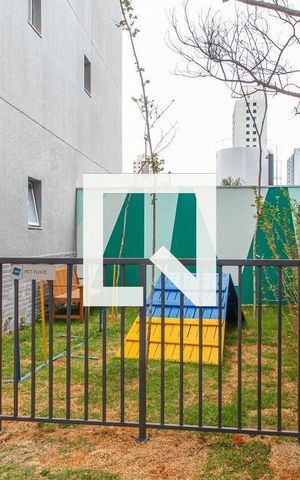 Apartamento à venda com 38m², 2 quartos e sem vagaÁrea comum
