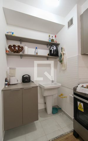 Apartamento à venda com 38m², 2 quartos e sem vaga Apartamento à venda com 38m², 2 quartos e sem vagaÁrea de Serviço