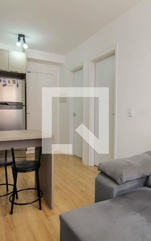 Apartamento à venda com 38m², 2 quartos e sem vaga Apartamento à venda com 38m², 2 quartos e sem vagaSala