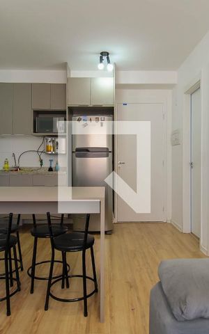 Apartamento à venda com 38m², 2 quartos e sem vaga Apartamento à venda com 38m², 2 quartos e sem vagaSala