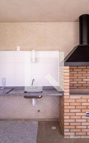 Apartamento para alugar com 41m², 2 quartos e 1 vagaÁrea comum - Churrasqueira