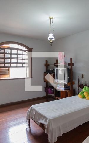 Casa à venda com 752m², 8 quartos e 5 vagas Casa à venda com 752m², 8 quartos e 5 vagasSuíte 2