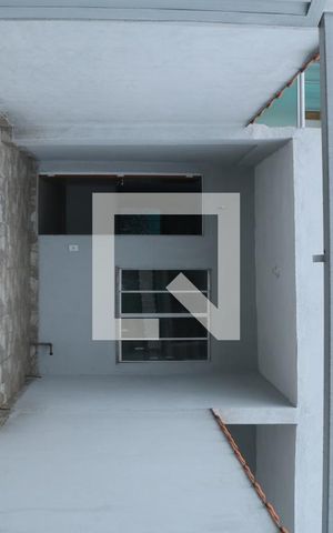 Casa para alugar com 50m², 2 quartos e 1 vagaFachada