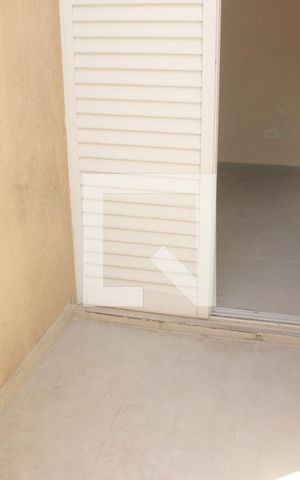 Casa de condomínio para alugar com 58m², 2 quartos e 1 vagaSacada