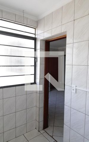 Apartamento para alugar com 82m², 3 quartos e 1 vagaÁrea de Serviço