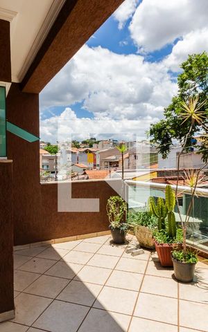 Casa à venda com 255m², 4 quartos e 4 vagasVaranda da Suíte 3