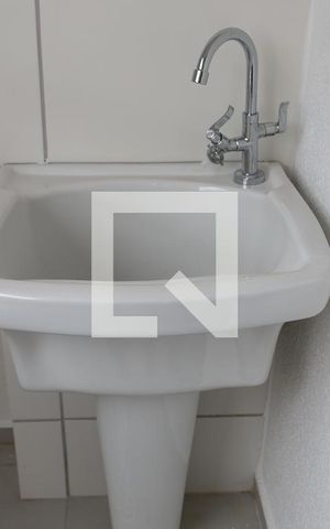 Studio para alugar com 29m², 1 quarto e 1 vaga Studio para alugar com 29m², 1 quarto e 1 vagaLavanderia