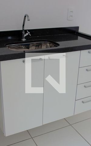 Studio para alugar com 29m², 1 quarto e 1 vaga Studio para alugar com 29m², 1 quarto e 1 vagaCozinha
