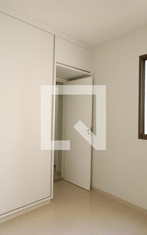 Apartamento para alugar com 102m², 3 quartos e 2 vagasQuarto 2