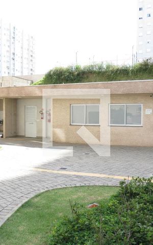 Apartamento para alugar com 42m², 2 quartos e sem vagaSalão de Festa e Churrasqueiras
