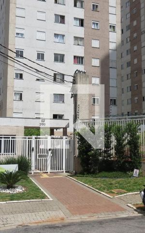 Apartamento para alugar com 42m², 2 quartos e sem vagaFachada