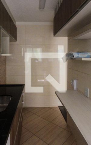 Apartamento à venda com 44m², 2 quartos e 1 vaga Apartamento à venda com 44m², 2 quartos e 1 vagaCozinha