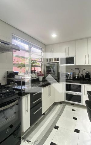 Casa à venda com 150m², 4 quartos e 1 vagaCozinha