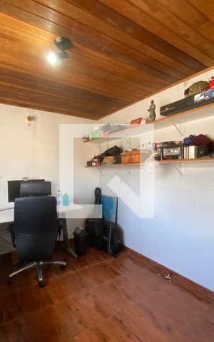 Casa à venda com 150m², 4 quartos e 1 vagaEscritório