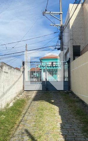 Casa à venda com 150m², 4 quartos e 1 vagaVista da Rua