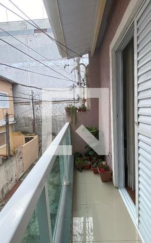 Casa à venda com 150m², 4 quartos e 1 vagaQuarto 1 - Sacada