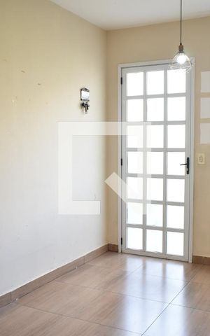 Casa de condomínio para alugar com 75m², 2 quartos e 1 vagaSala