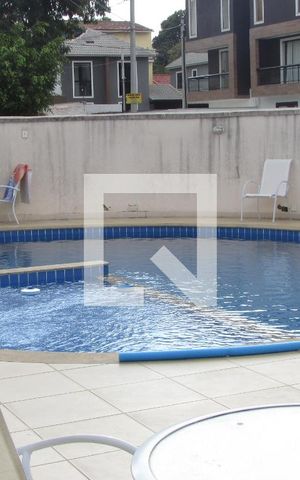 Casa de condomínio para alugar com 75m², 2 quartos e 1 vagaPiscina