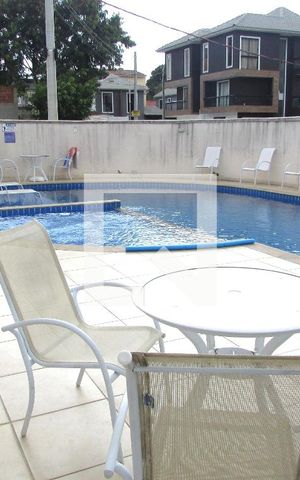 Casa de condomínio para alugar com 75m², 2 quartos e 1 vagaPiscina