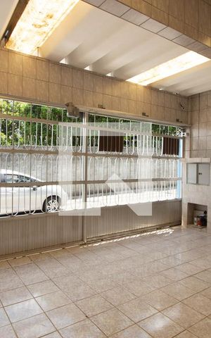 Casa à venda com 252m², 2 quartos e 2 vagasGaragem