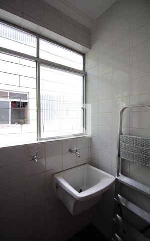 Apartamento para alugar com 76m², 3 quartos e 2 vagasArea de Serviço