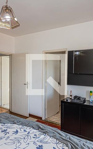 Casa à venda com 160m², 3 quartos e 2 vagas Casa à venda com 160m², 3 quartos e 2 vagasSuite
