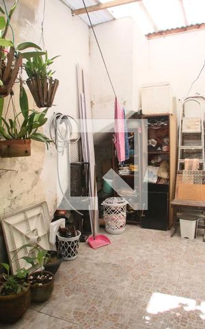 Casa à venda com 86m², 2 quartos e sem vaga Casa à venda com 86m², 2 quartos e sem vagaQuintal