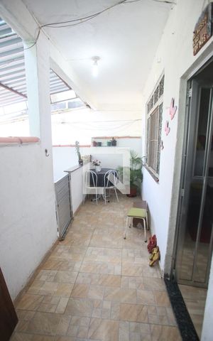 Casa à venda com 86m², 2 quartos e sem vaga Casa à venda com 86m², 2 quartos e sem vagaVaranda da Sala