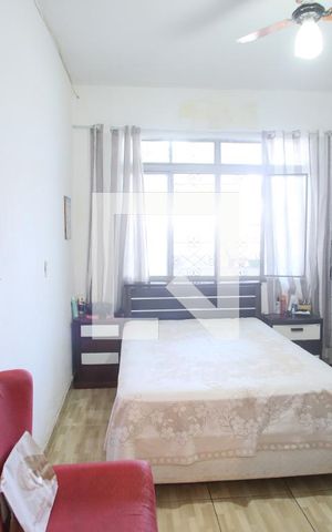 Casa à venda com 86m², 2 quartos e sem vaga Casa à venda com 86m², 2 quartos e sem vagaQuarto Suíte