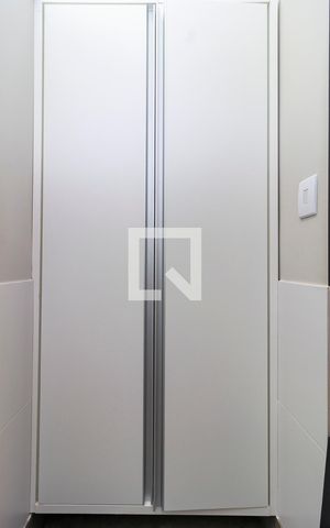 Casa à venda com 593m², 4 quartos e 4 vagas Casa à venda com 593m², 4 quartos e 4 vagasCozinha