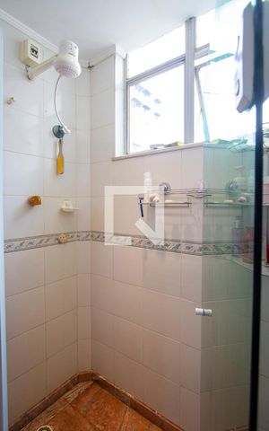 Apartamento à venda com 126m², 4 quartos e 2 vagas Apartamento à venda com 126m², 4 quartos e 2 vagasBanheiro da Suíte