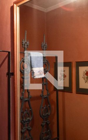Apartamento à venda com 350m², 3 quartos e 3 vagas Apartamento à venda com 350m², 3 quartos e 3 vagasLavabo