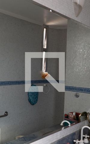 Apartamento à venda com 350m², 3 quartos e 3 vagas Apartamento à venda com 350m², 3 quartos e 3 vagasBanheiro Quarto Suíte