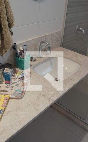 Casa de condomínio à venda com 169m², 3 quartos e 3 vagasBanheiro