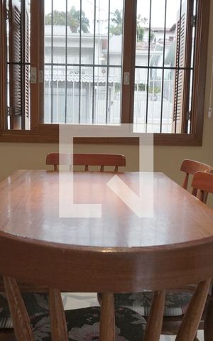 Casa de condomínio à venda com 169m², 3 quartos e 3 vagasCozinha 