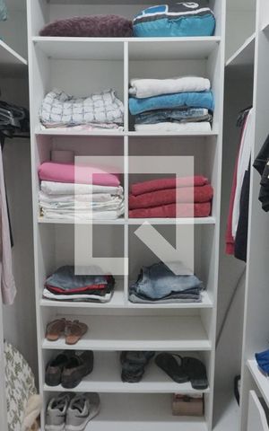 Casa de condomínio à venda com 169m², 3 quartos e 3 vagasQuarto