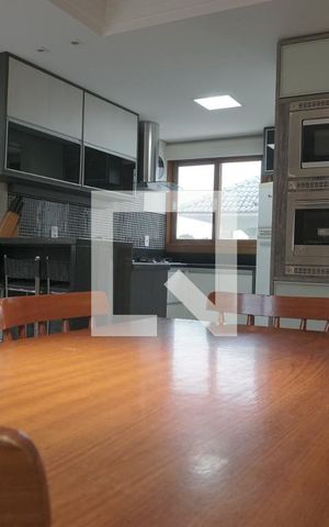 Casa de condomínio à venda com 169m², 3 quartos e 3 vagasCozinha 